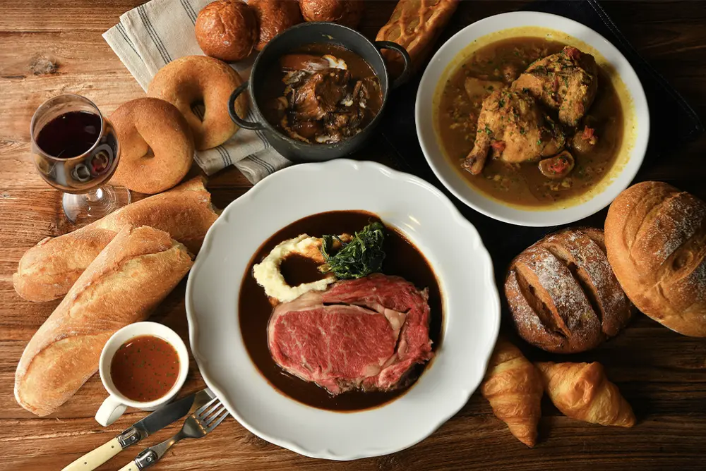 Luxury ski-in/ski-out dining with breathtaking views