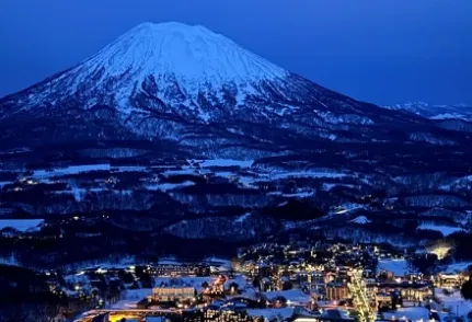 写真：夜のスキー場