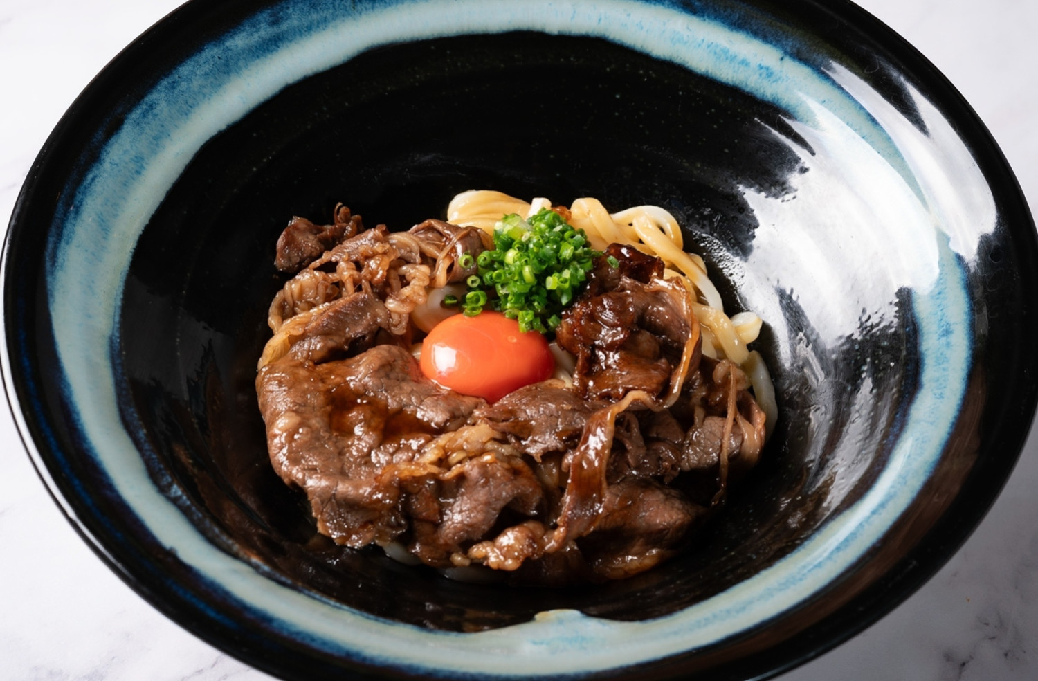 写真：和牛すき玉うどん