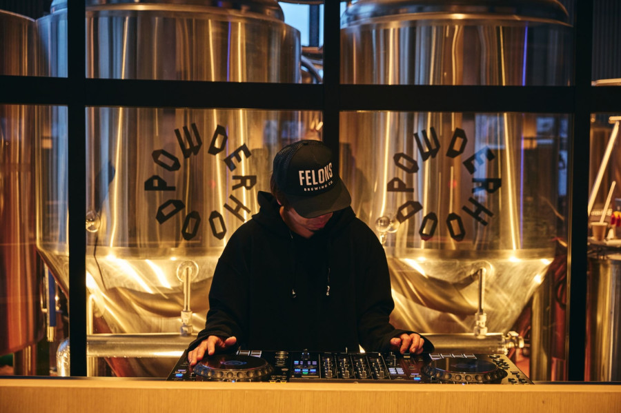 画像：DJ