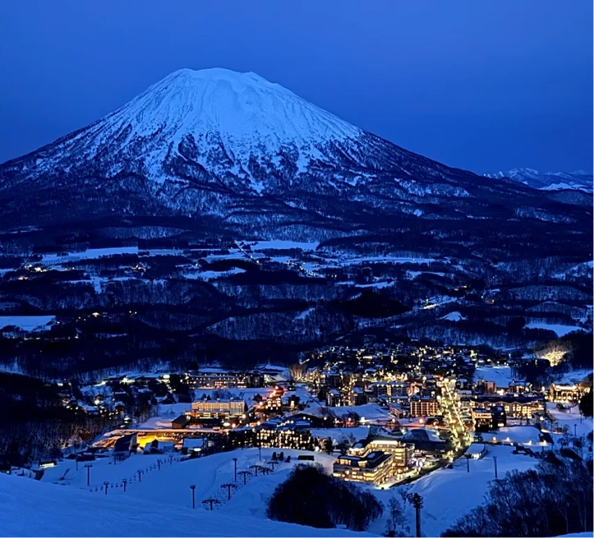 ヒラフの街 夜景