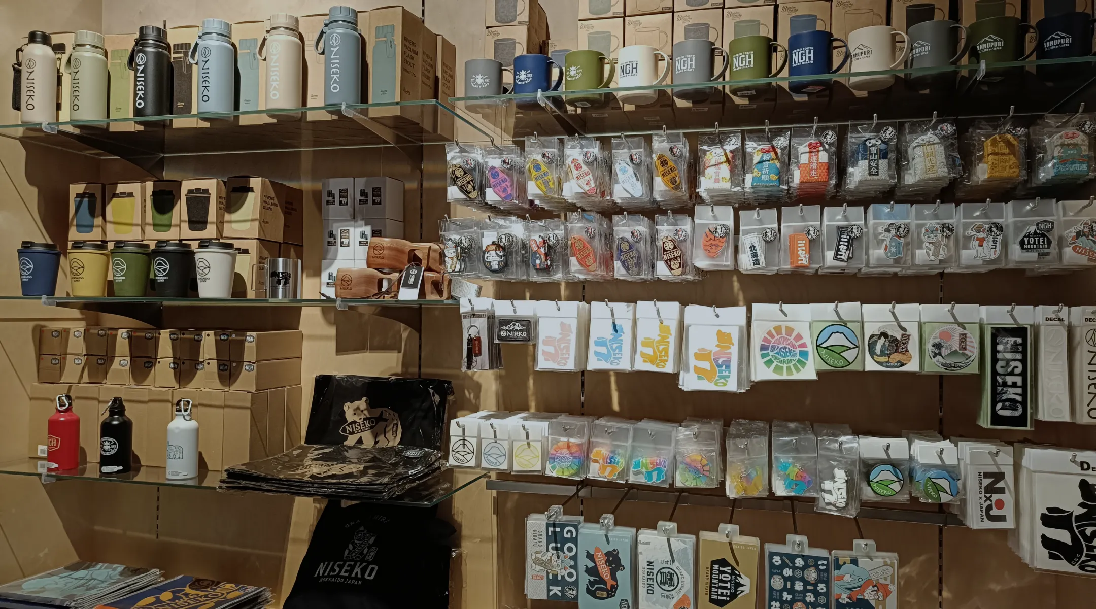 ALPEN NODE SHOP | ニセコ東急 グラン・ヒラフ【公式】
